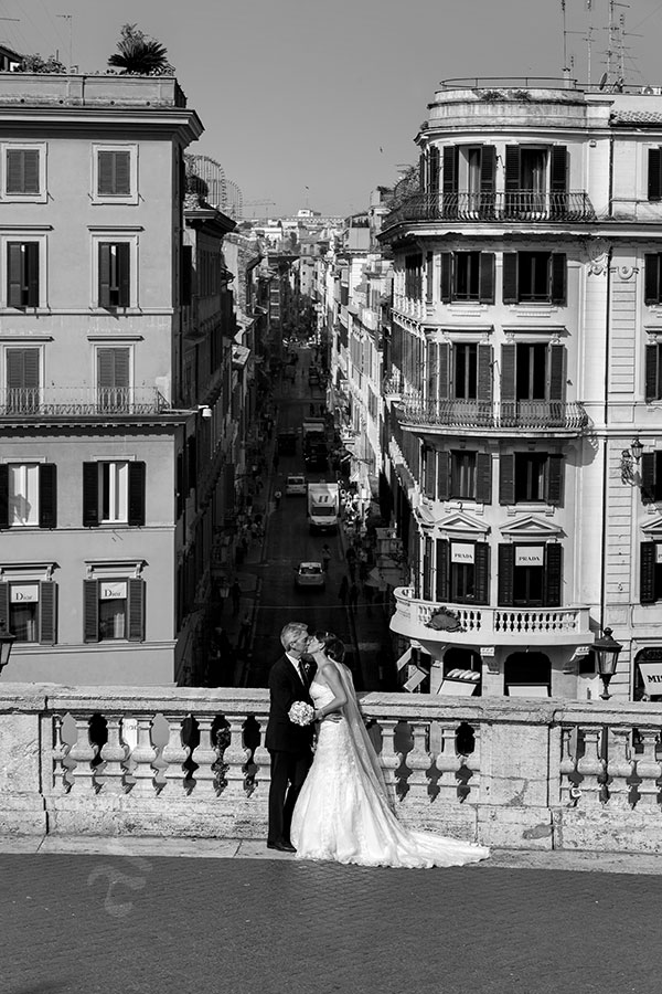 Photo shoot at the Spanish steps in b&w