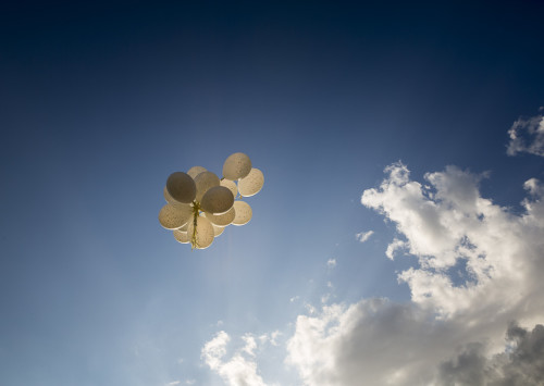 23-baloons-in-sky Balloons released up in the sky