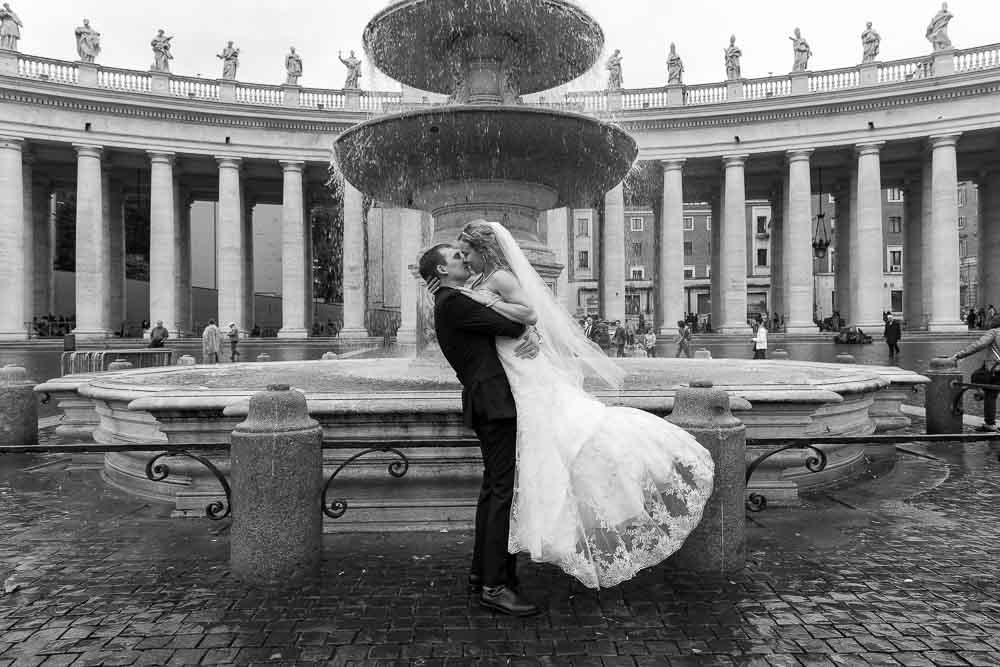 St. Peter wedding photography session Newlywed Sposi Novelli in Rome