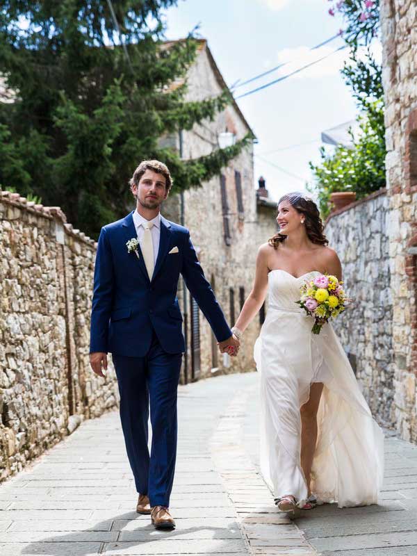 3-newlywed-walk Tuscan town walk after marriage Italy