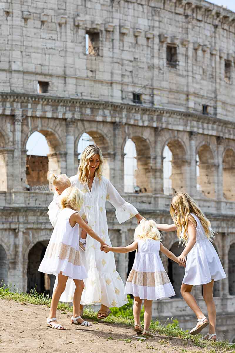 Lifestyle photoshoot at the Coliseum with mother and daughters siblings
