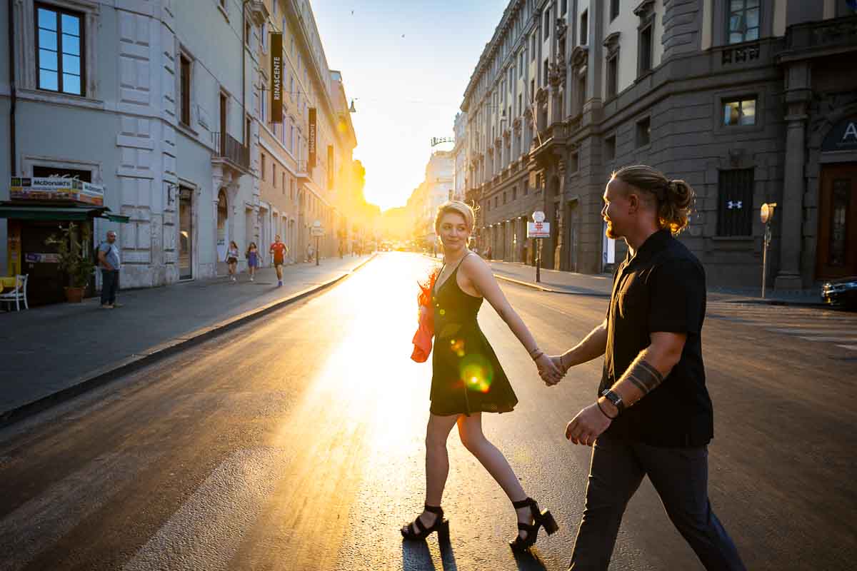 Walking in roman streets at dawn on an empty street sunrise photography session and roman photoshoot