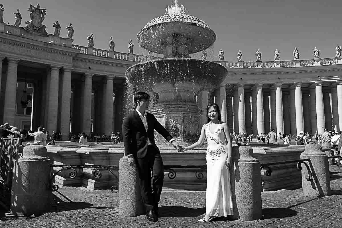 Black and white photography from Saint Peter's square Italy during a Roma matrimony photo shoot 