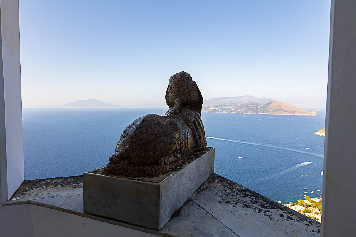 Picture of sphinx looking at the gulf of Naples in Italy