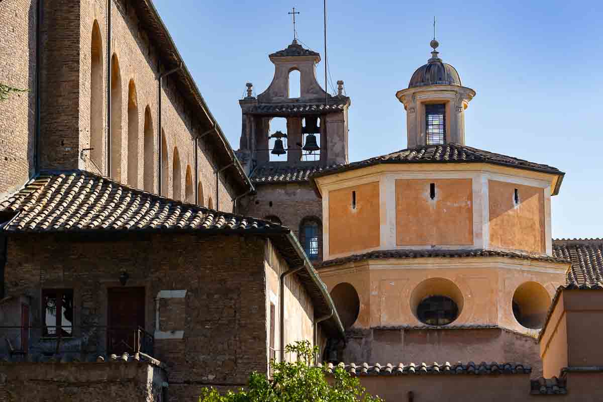 Church Santa Sabina picture from the outside 